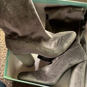 THIGH HIGH SILVER BOOTS